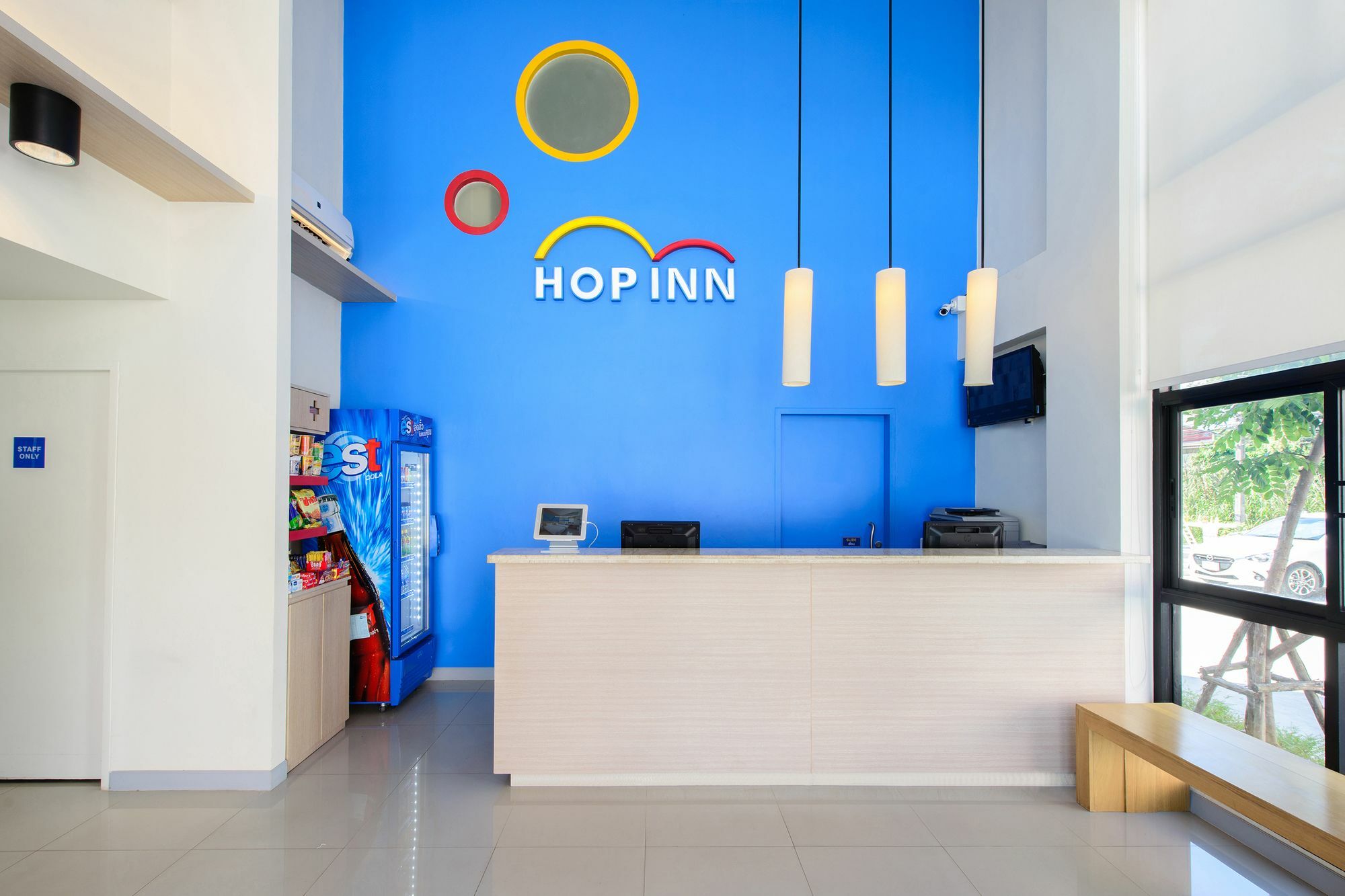 Hop Inn Чианг Рай Екстериор снимка